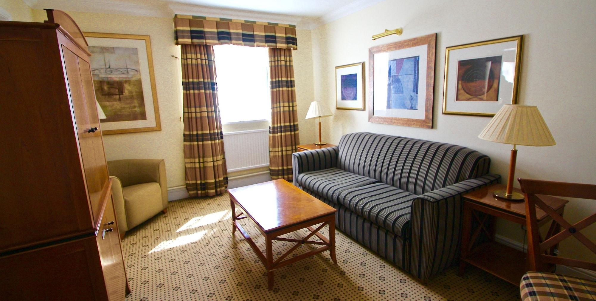 Apollo Hotel Basingstoke Dış mekan fotoğraf