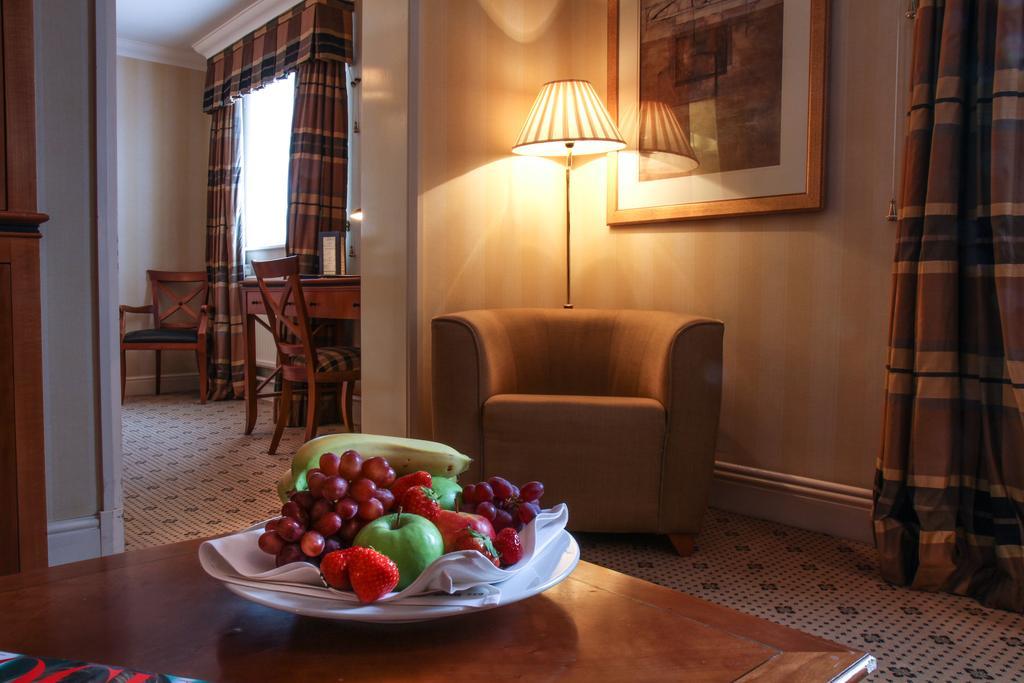 Apollo Hotel Basingstoke Dış mekan fotoğraf