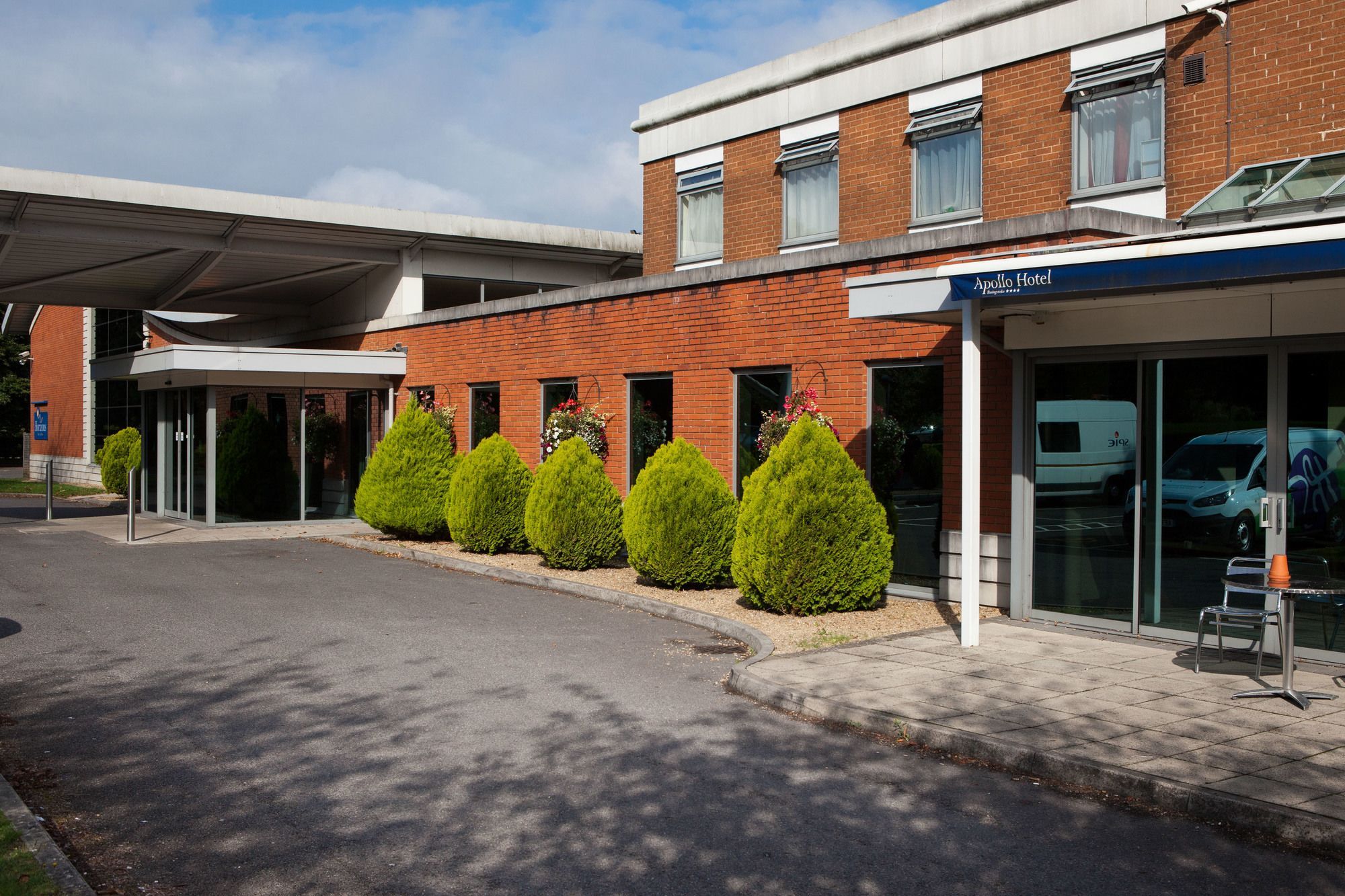 Apollo Hotel Basingstoke Dış mekan fotoğraf